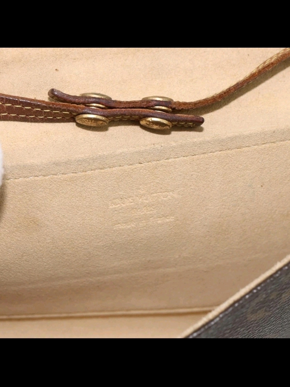 Louis Vuitton Monogram Canvas Clutch Wallet - Classic Monogram - Picture 4 of 16